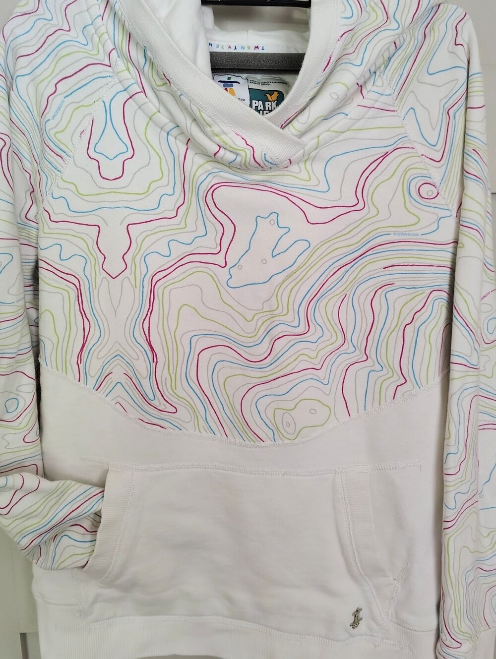 Aritzia x Park Life Olympics White Topographic Map Hoodie Vancouver 2010 Vtg. - Picture 4 of 16